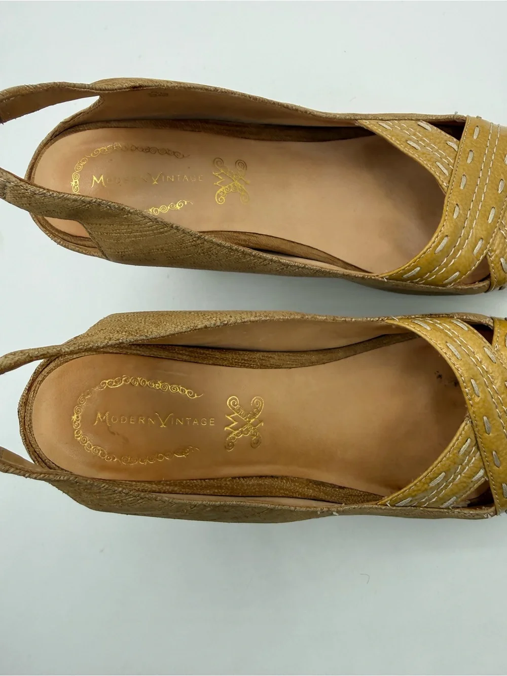 RARE MODERN VINTAGE Diva Sand Rockabilly Pinup Wedge Platform Heels Size 38